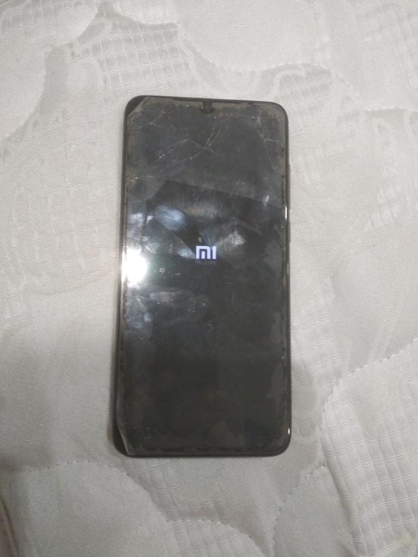 Xiaomi mi 9 lite не включается