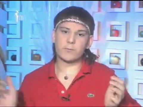 В смартфоне, например, Xiaomi Redmi 9, в браузере можно и нужно чистить кэш, как на компьютере