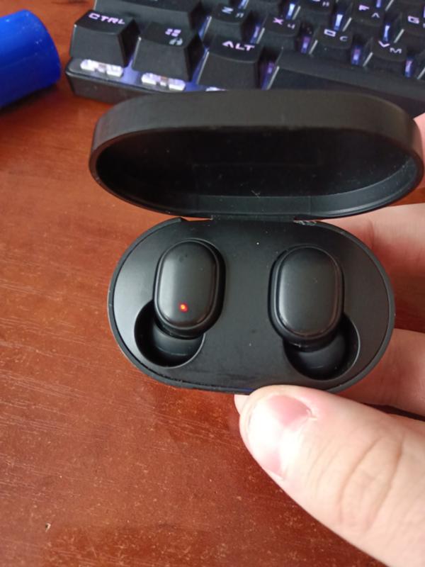 Не работает правый наушник xiaomi airbuds - 1