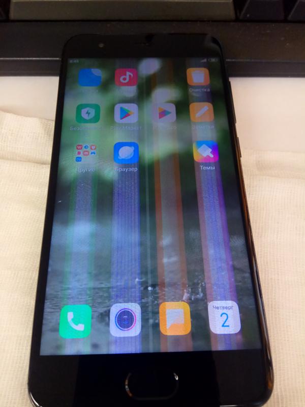 Плавное проявление вертикальных полос на дисплее Xiaomi Mi 6 - 1