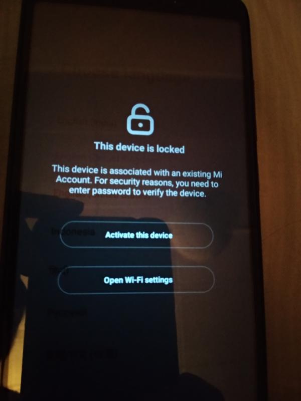 Redmi 8 разблокировка. This device Locked. The device is Locked. Сяоми this device is Locked. Ксиаоми редми this device is Locked.